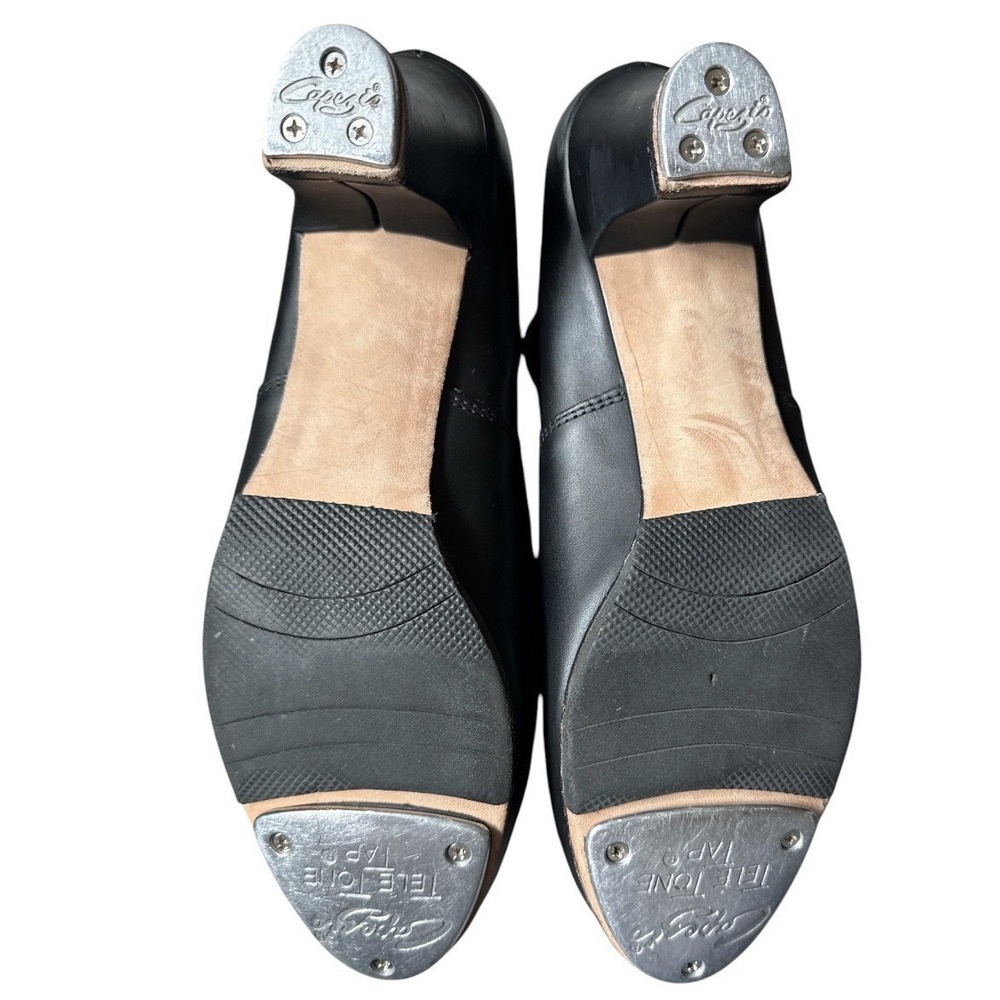 Capezio Tap Shoes Women's size 9 1/2 Style 561